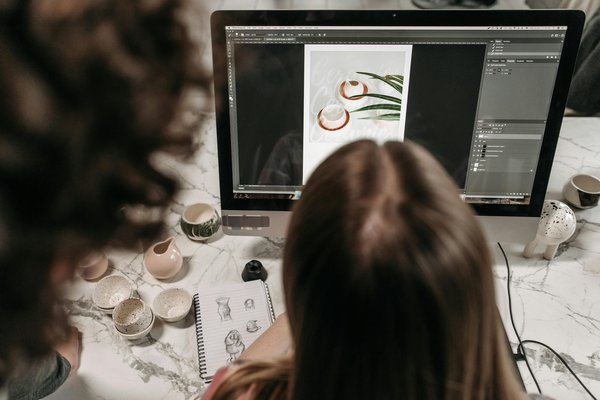 Votre solution créative en design graphique à lyon